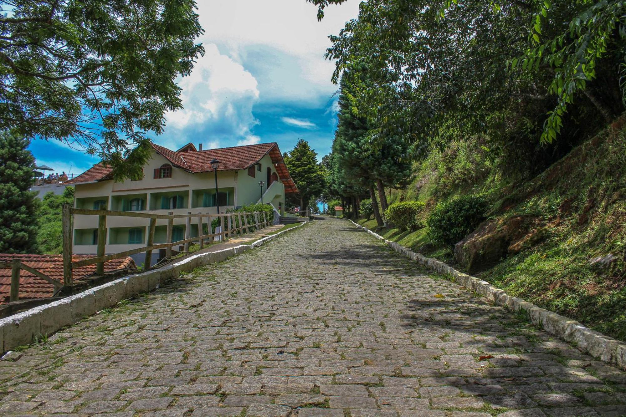 Hotel Fazenda Caledonia Inn Nova Friburgo Exterior photo